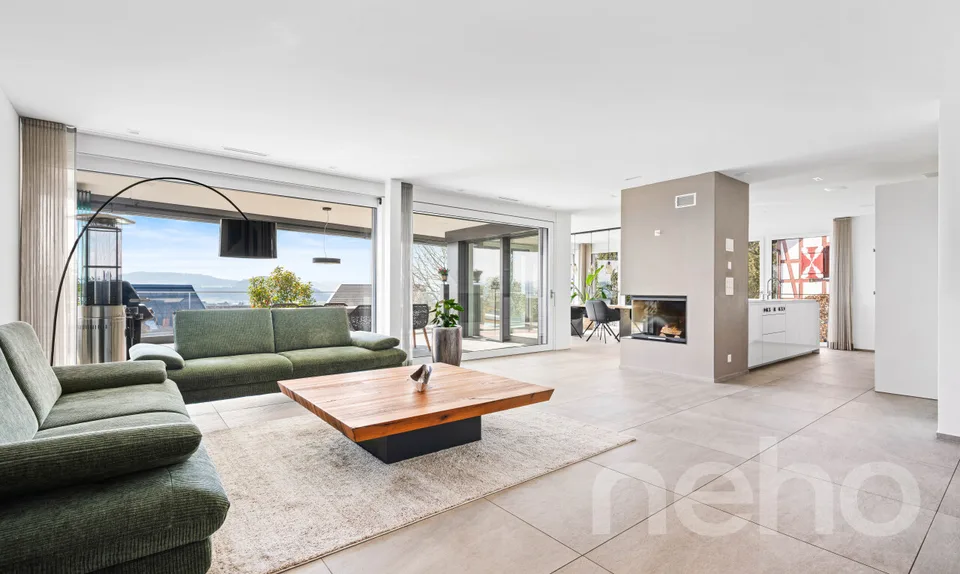 Esclusivo appartamento con terrazza in villa urbana sul Wilberg