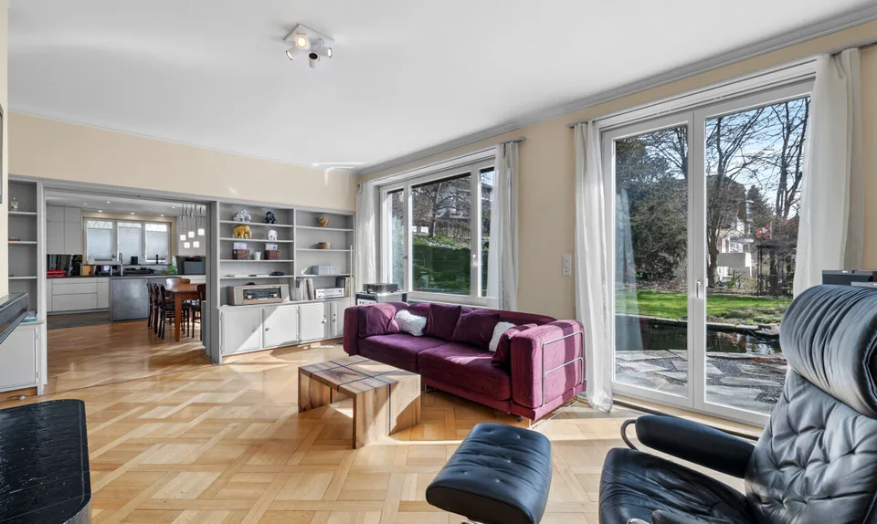 Exklusive 8 Zimmer-Villa mit zusätzlichem Einfamilienhaus auf 1624m²