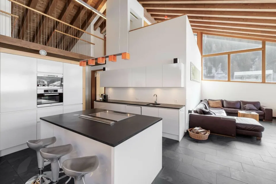 Grosszügige Maisonette-Ferienwohnung beim Skigebiet Samnaun / Ischgl mit grosser Terrasse
