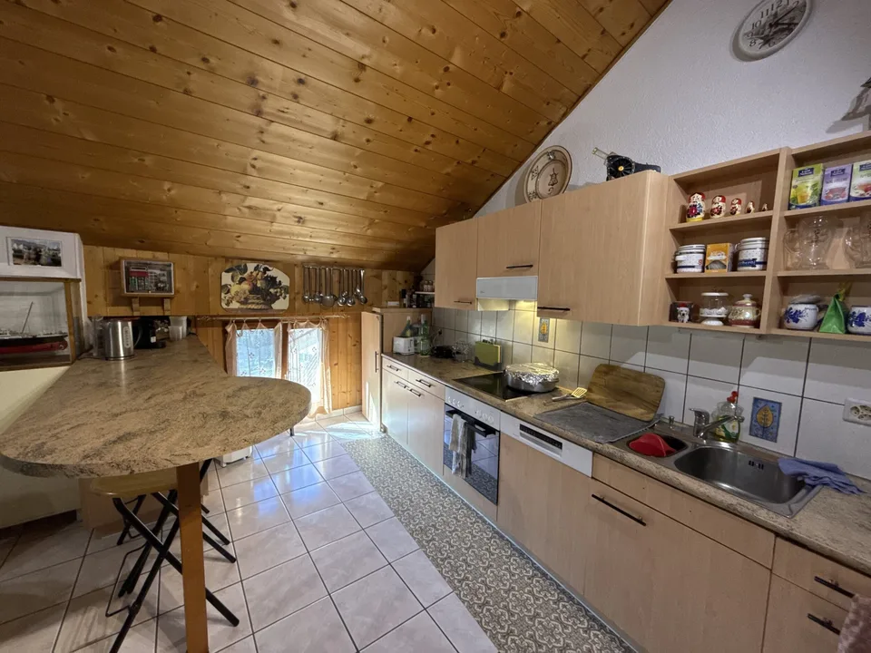 À vendre à Eschert charmante maison de 3 appartements – photo 11 sur 13