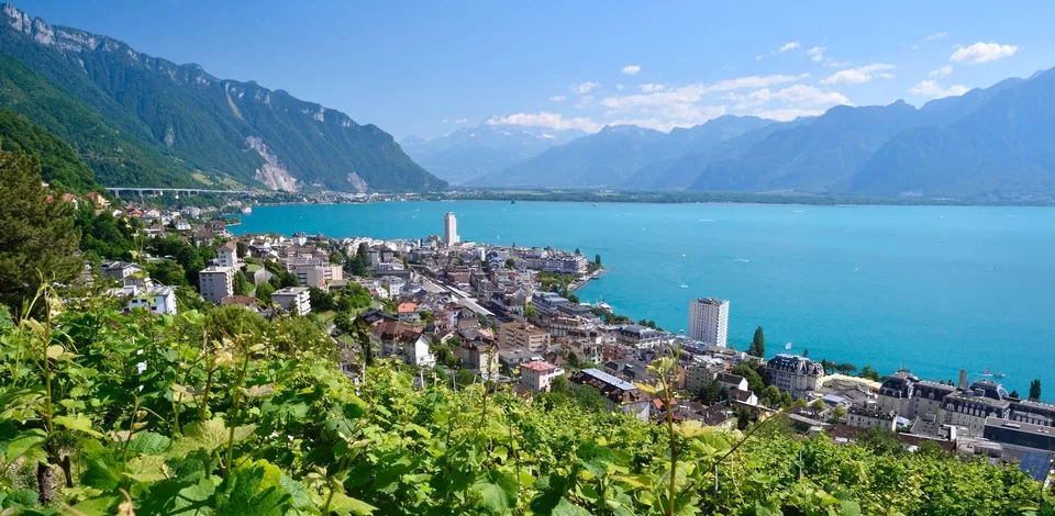 A vendre terrain avec permis de construire