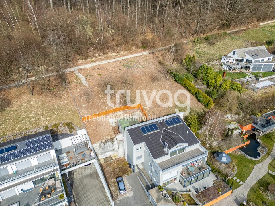 Terreno attraente in posizione idilliaca