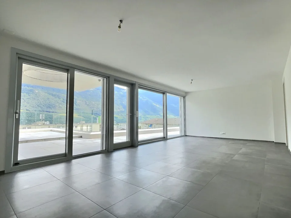 Bel appartement attique rooftop - 3.5 pièces à vendre - Sierre