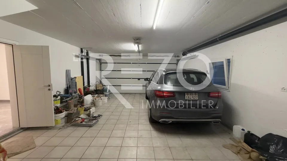 Außergewöhnliche Villa in Chalais mit Renditepotenzial – Foto 6 von 13