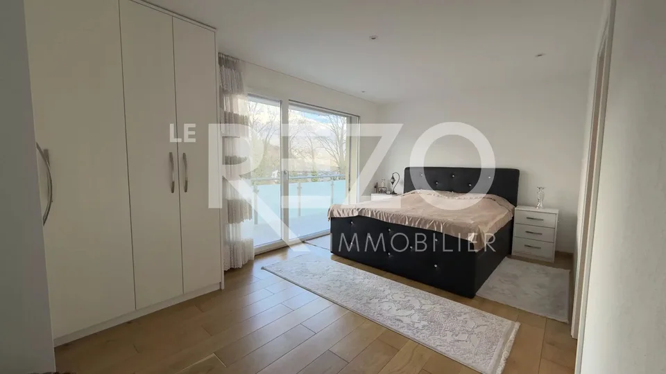 Außergewöhnliche Villa in Chalais mit Renditepotenzial – Foto 12 von 13