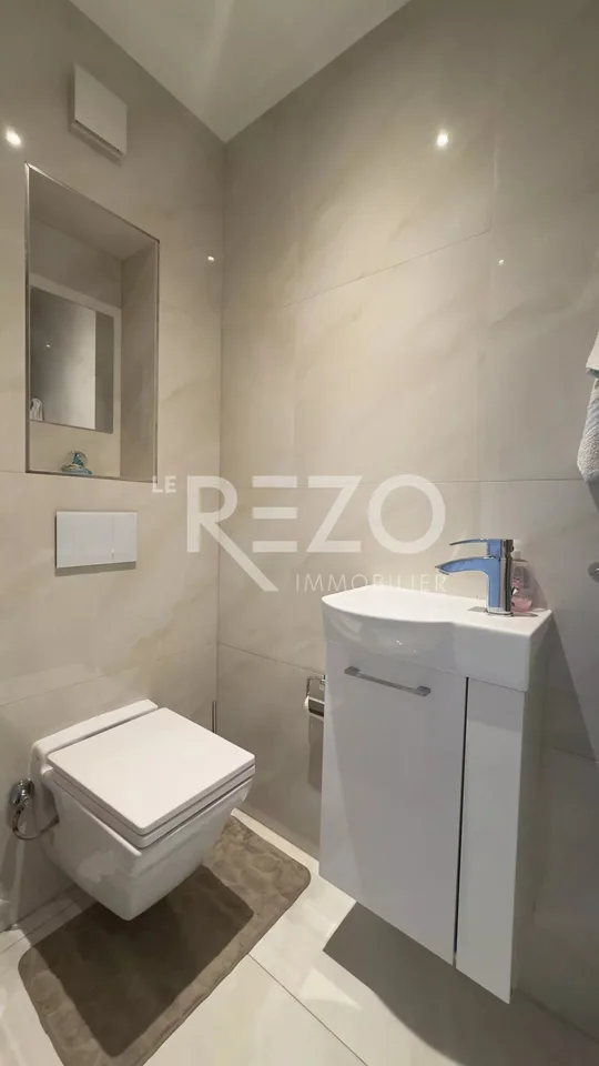 Außergewöhnliche Villa in Chalais mit Renditepotenzial – Foto 11 von 13