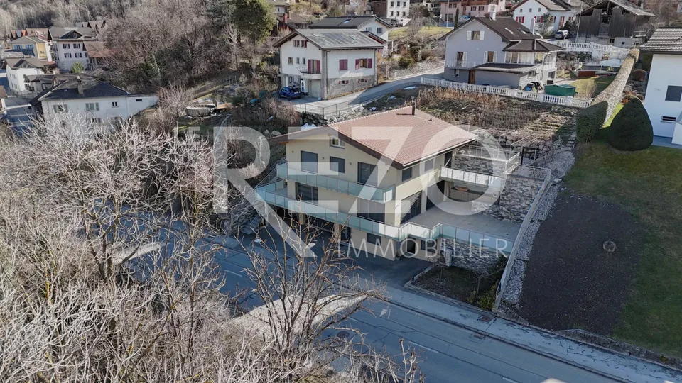 Villa d'exception à Chalais avec potentiel de rendement