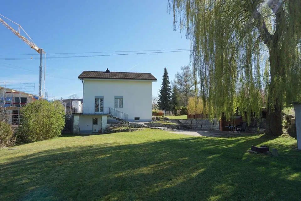ARI-258 - Casa indipendente di 6,5 locali su un lotto di 1'572 m2