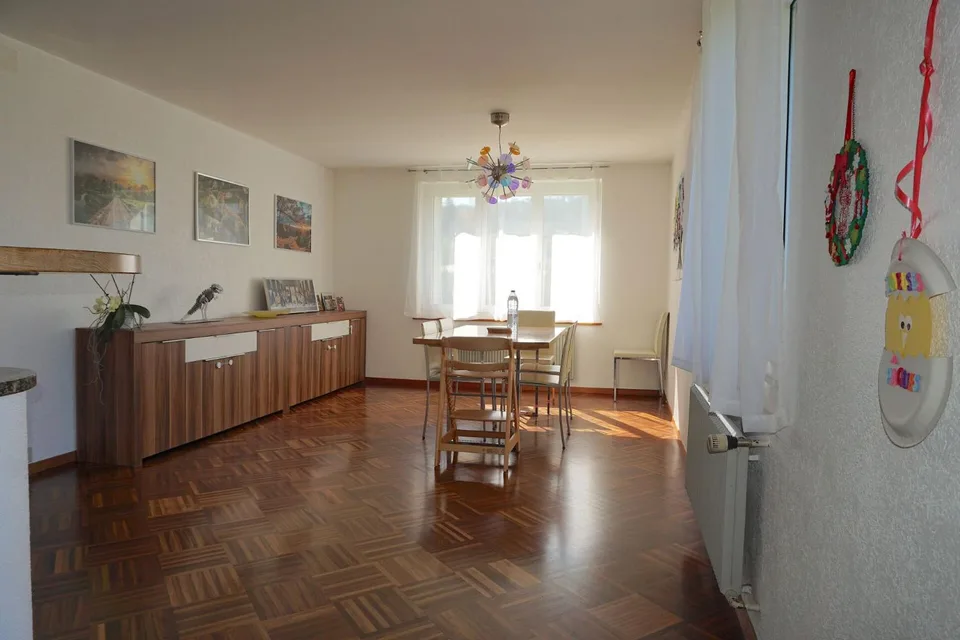 ARI-258 - Einfamilienhaus mit 6,5 Zimmern auf einem Grundstück von 1.572 m2 – Foto 12 von 13