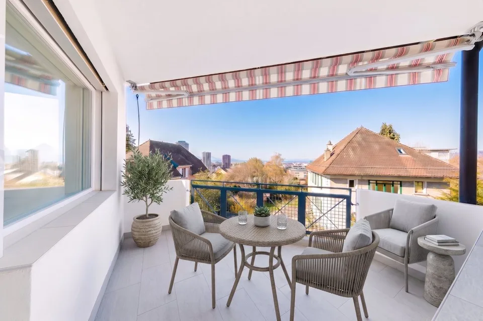 Appartement rénové de 5.5 pièces + studio indépendant