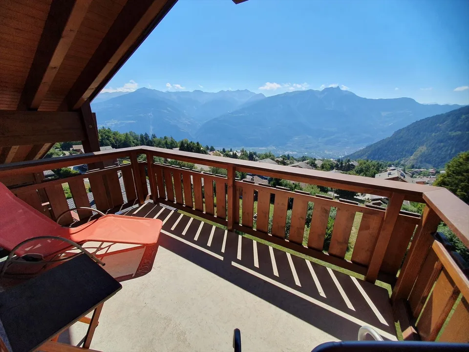 Coup de coeur ! Appartement 3.5 pièces, attique, duplex, orienté sud, à Ovronnaz