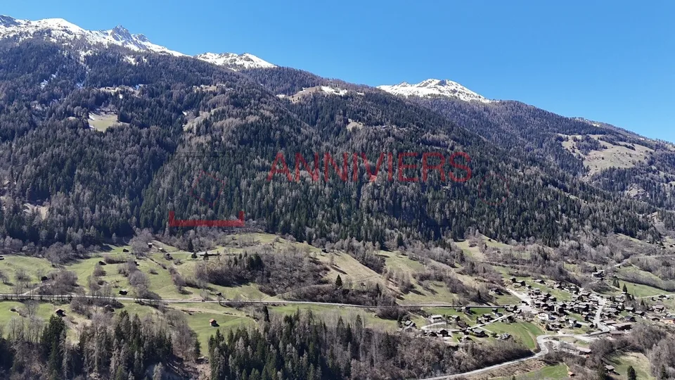 Bauparzellen in Morands mit Baugenehmigung und Plänen
