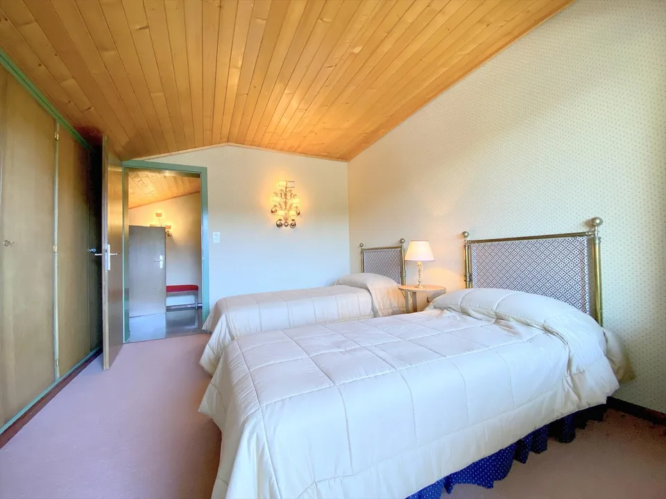 Appartement idéalement placé au centre à vendre – Foto 19 von 26