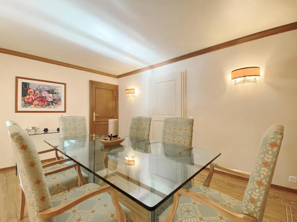 5,5-Zimmer-Wohnung