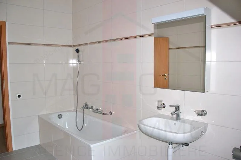 Wohngebäude 22 Zimmer