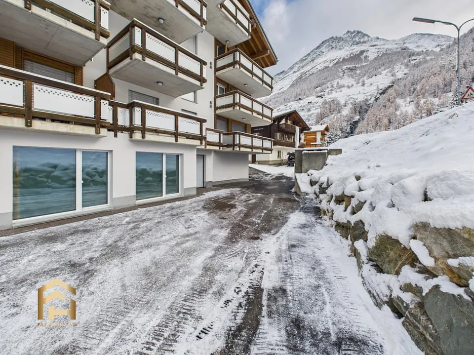 Garage per auto situati centralmente a Täsch – foto 6 di 13