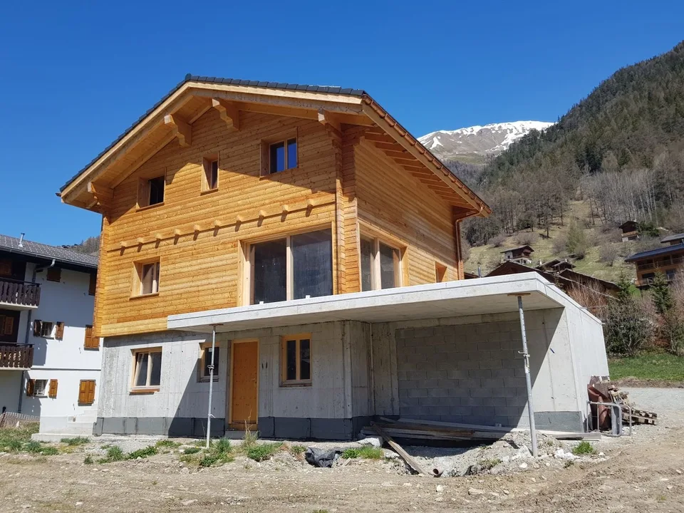 Chalet in Bau - Ausbau nach Wunsch des Mieters - Hauptwohnsitz - Evolène