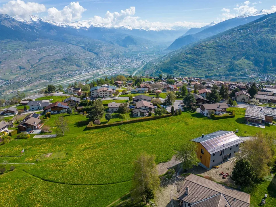 Magnifique terrain à bâtir avec vue
