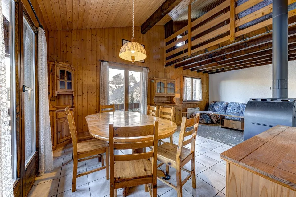 Charmanter Chalet mit 3 Zimmern und Panoramablick auf die Berge sowie hervorragendem Zugang zu den Skiliften