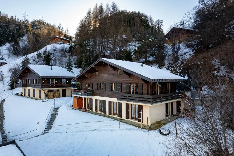 Charmanter Chalet mit 3 Zimmern und Panoramablick auf die Berge sowie hervorragendem Zugang zu den Skiliften