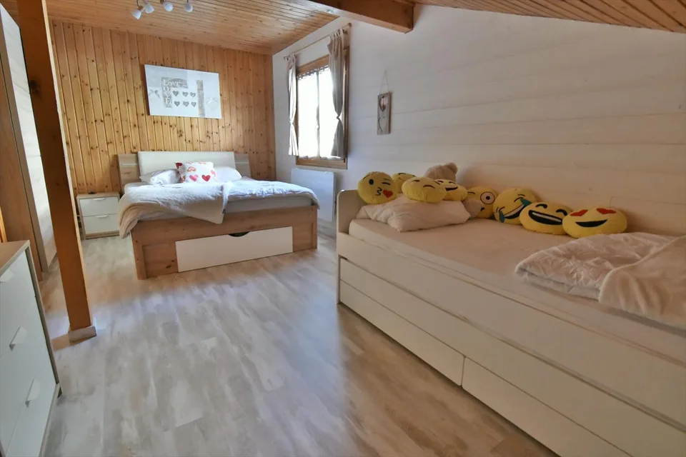 Wunderschöner, renovierter Duplex mit 6,5 Zimmern, sehr gut gelegen in Mayens-de-Chamoson – Foto 9 von 15