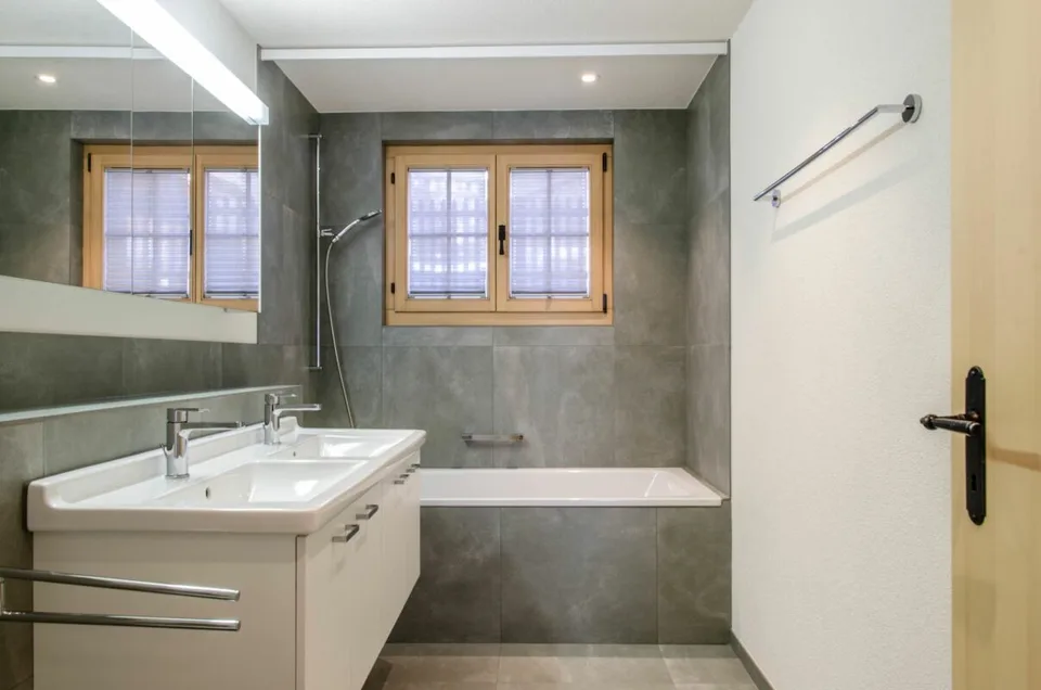 Helles 4,5-Zimmer-Apartment in Château-d'Oex – Foto 10 von 13