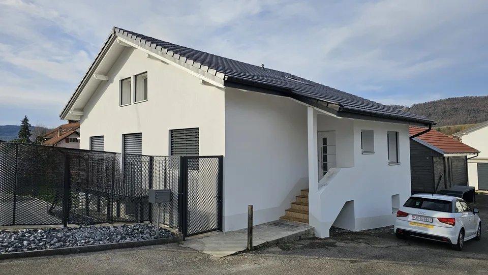 À vendre à Vicques maison de 7.5 pièces sur un terrain de 702 m²