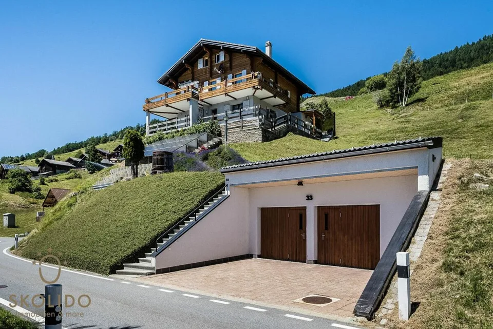 Gepflegtes und modernisiertes Chalet mit Einliegerwohnung und Traumausblick