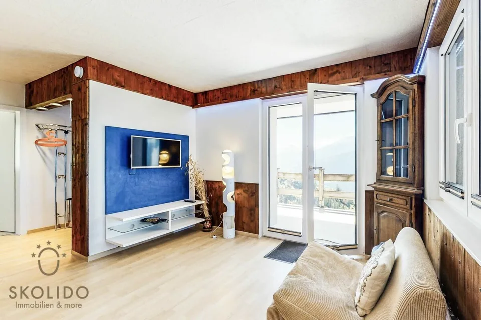 Gepflegtes und modernisiertes Chalet mit Einliegerwohnung und Traumausblick – Foto 9 von 13