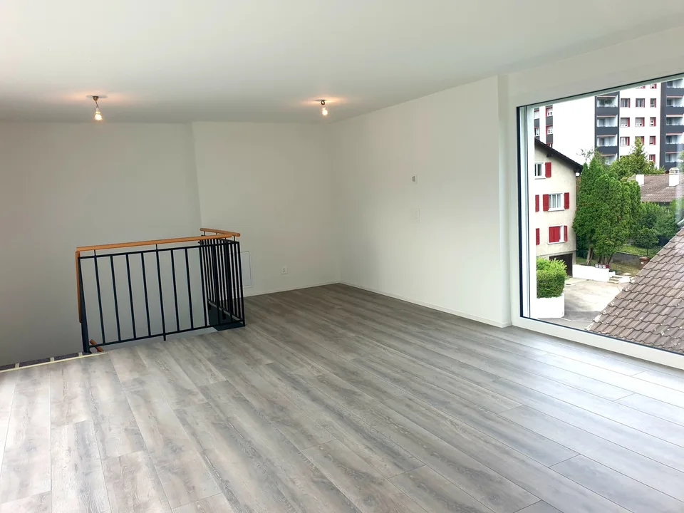 Zu verkaufen in Delémont modernes 5,5-Zimmer-Haus mit Garten