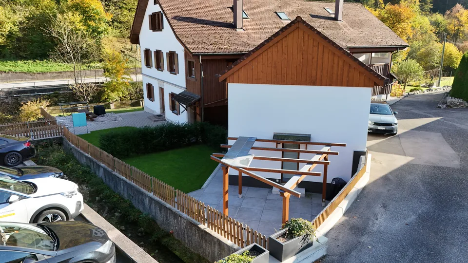 Zu verkaufen in Roches charmantes renovierte 3,5-Zimmer-Haus