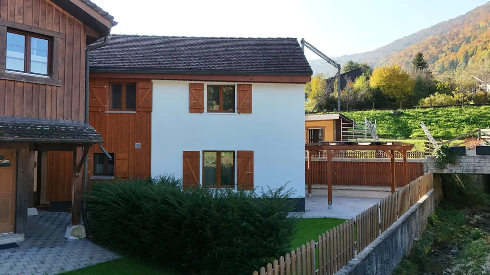 Zu verkaufen in Roches charmantes renovierte 3,5-Zimmer-Haus