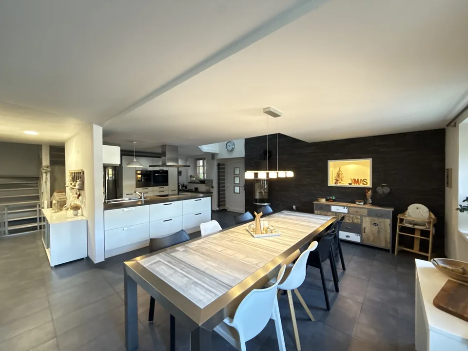 A Roches appartamento duplex di 6,5 locali in vendita