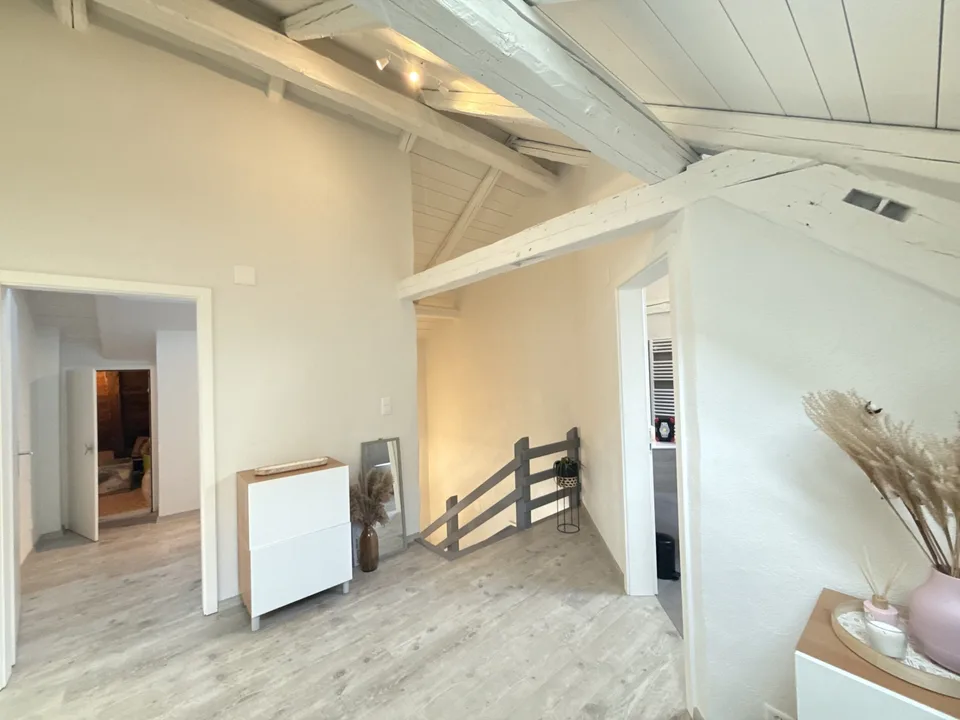 For sale in Roches, 6.5-room duplex apartment – photo 11 of 13