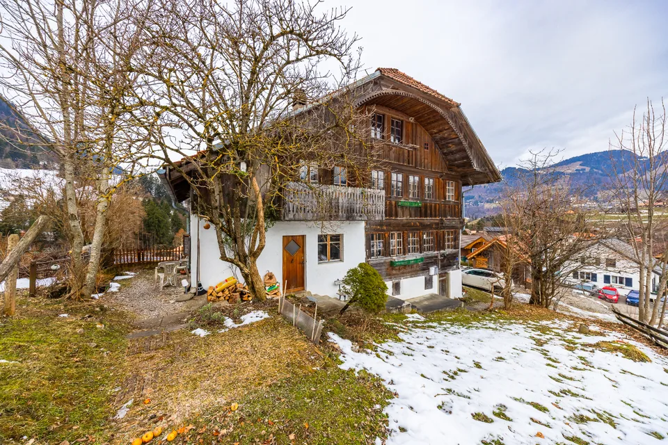 Gelegenheit: Verkauf durch Angebot - Reihenhaus mit Charme