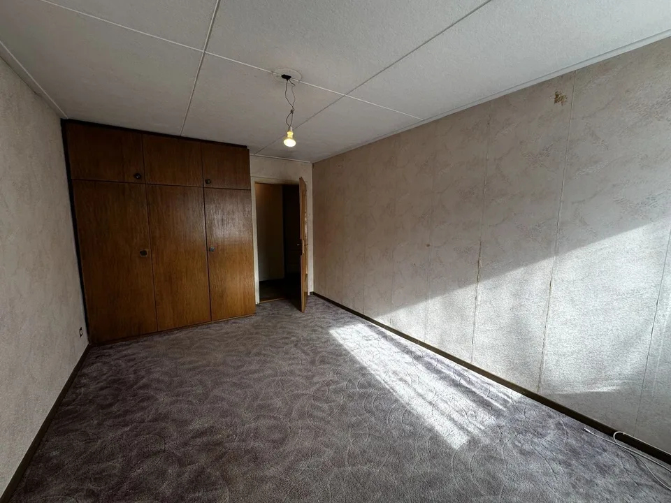 Casa familiare da ristrutturare con 6,5 stanze in vendita a Courrendlin