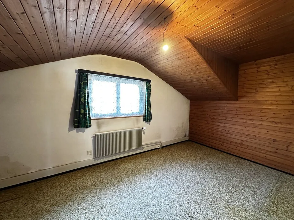 Familienhaus zur Renovierung mit 6,5 Zimmern in Courrendlin zu verkaufen – Foto 6 von 13