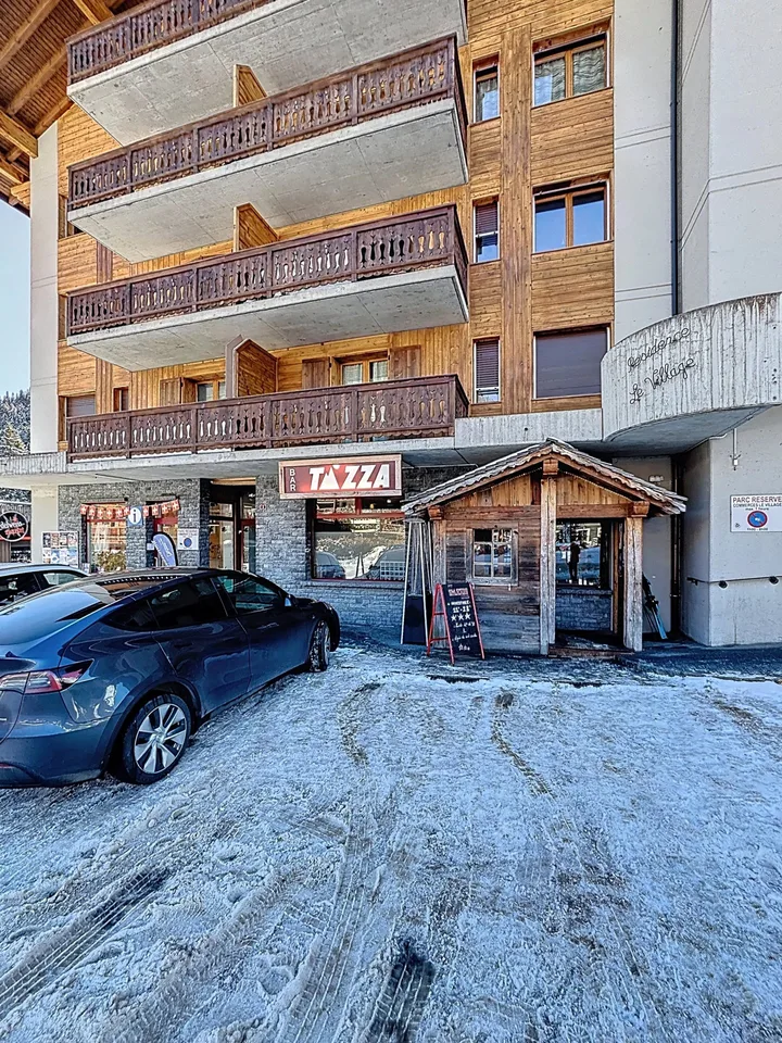 Café-Bar / Restaurant – Premium-Standort in Morgin – Foto 12 von 13