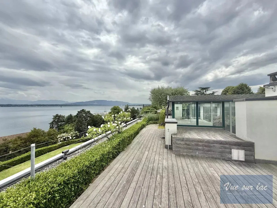 Luxus-Penthouse in Tannay, Blick auf den Genfersee und die Alpen – Foto 13 von 13
