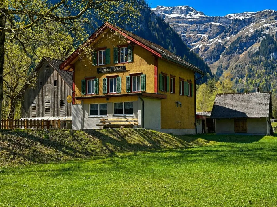 Gastrobetrieb im ruhigen und idyllischen Klöntal