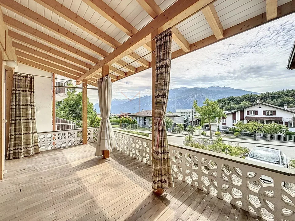 Haus zu renovieren mit Garten und großem Potenzial in Champlan