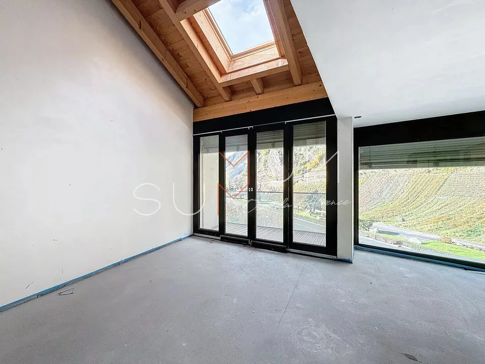 Triplex 4.5 Zimmer im Dachgeschoss in Saillon