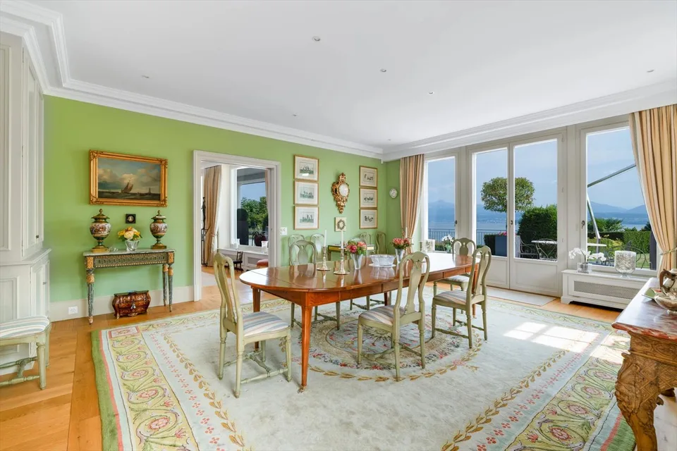 Eine Villa am Ufer des Genfersees ? Prestige, Raum und Licht – Foto 8 von 13