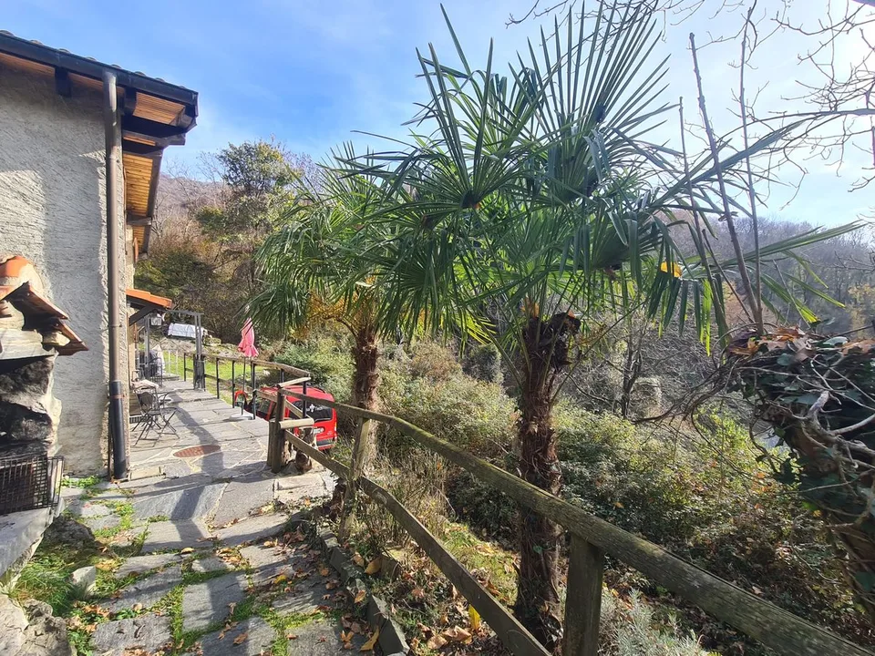 Fantastico Rustico di 2.5 locali nella Valle di Muggio - romantico, completamente arredato, pronto per essere abitato immediatamente