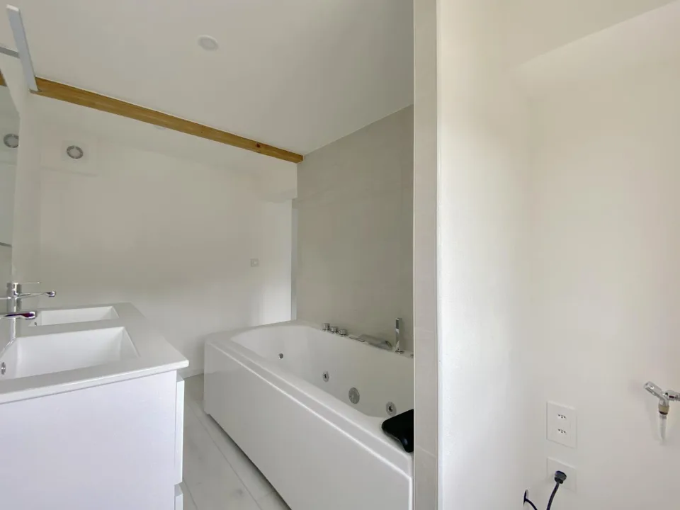 Attique-Loft entièrement rénové – foto 25 di 26
