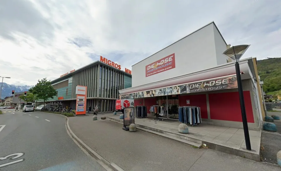 Geschäftshaus mit Entwicklungspotenzial an hochfrequenter Lage und gesicherter Parkierung in Buchs SG