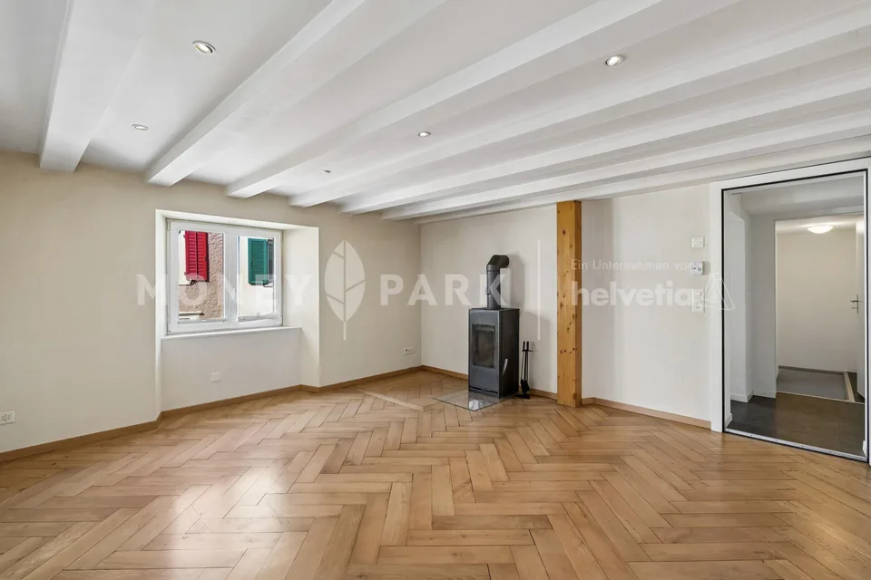 Casa di 5 stanze con terrazza, giardino e seminterrato ampliabile