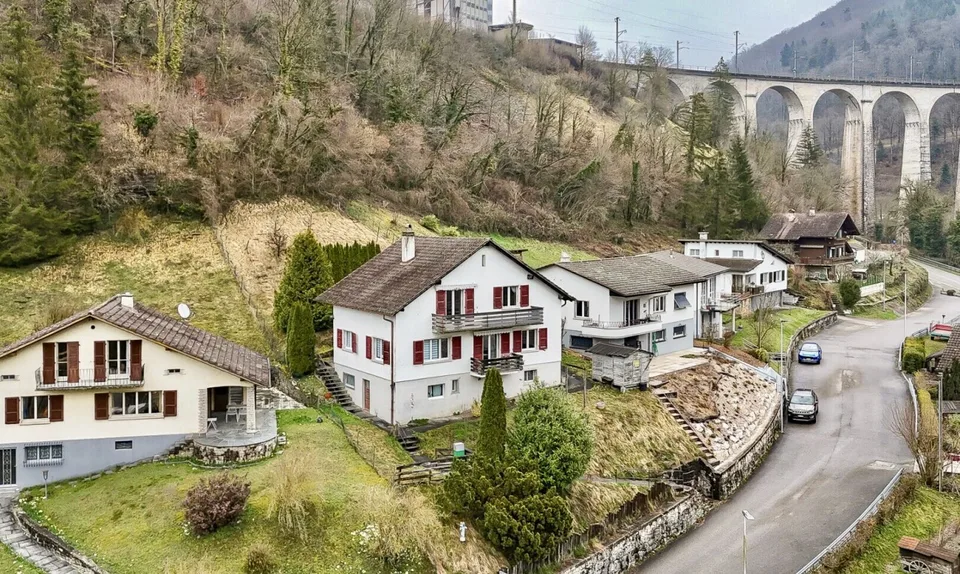 Belle Maison à St-Ursanne – 3 logements indépendants – photo 12 sur 13