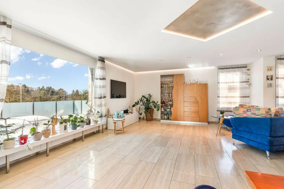 Viel Platz zum Leben: 8.5-Zimmer-Einfamilienhaus in Bernhardzell