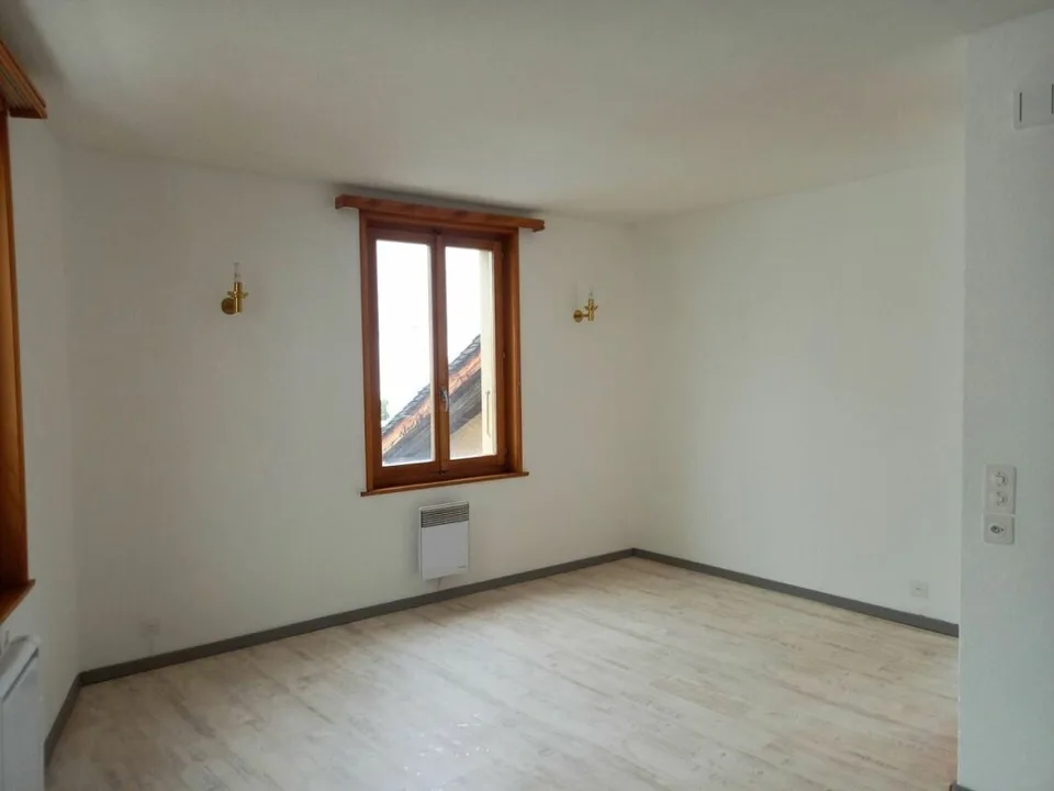 Kleines Ertragsgebäude im Herzen von Fully